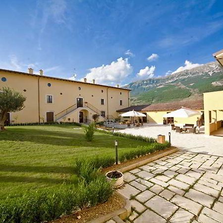 Pratola Peligna Villa Giovina מראה חיצוני תמונה