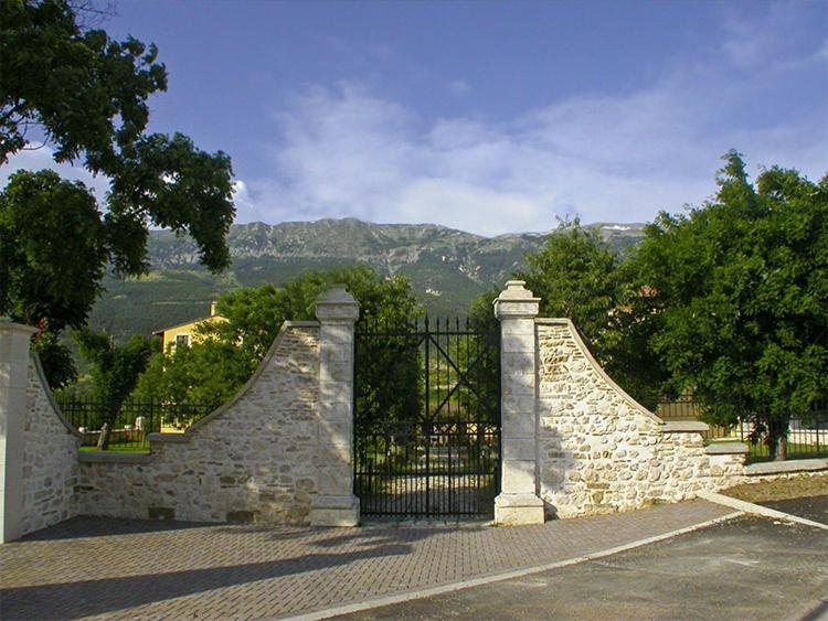 Pratola Peligna Villa Giovina מראה חיצוני תמונה